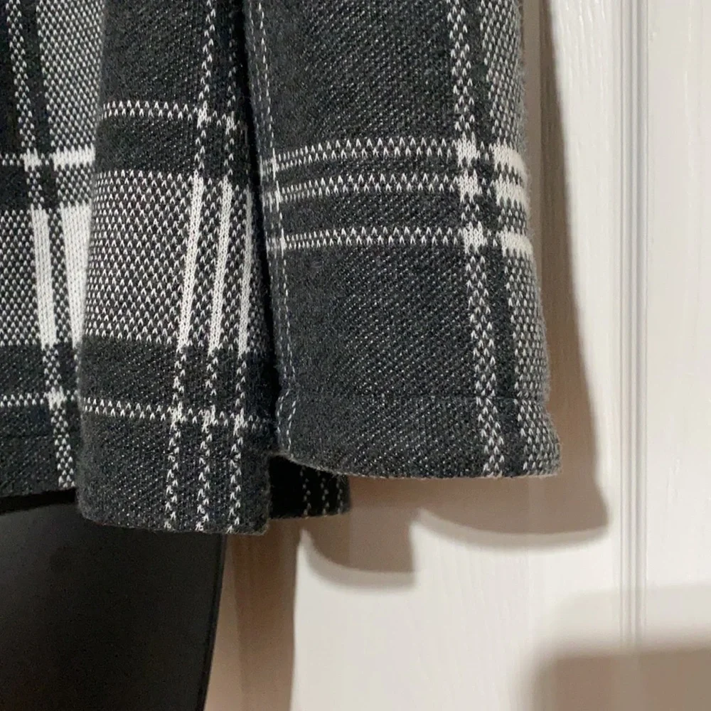 Mixit Black & White Plaid Coat Sz XL